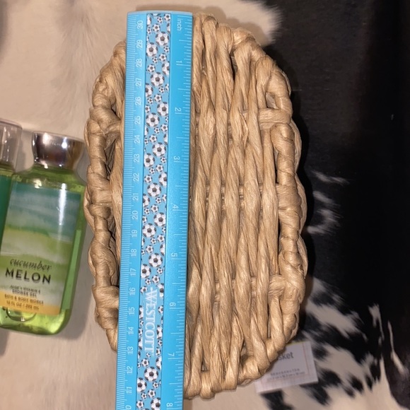 New Bath & Body Works Cucumber Melon And Basket - Picture 5 of 14